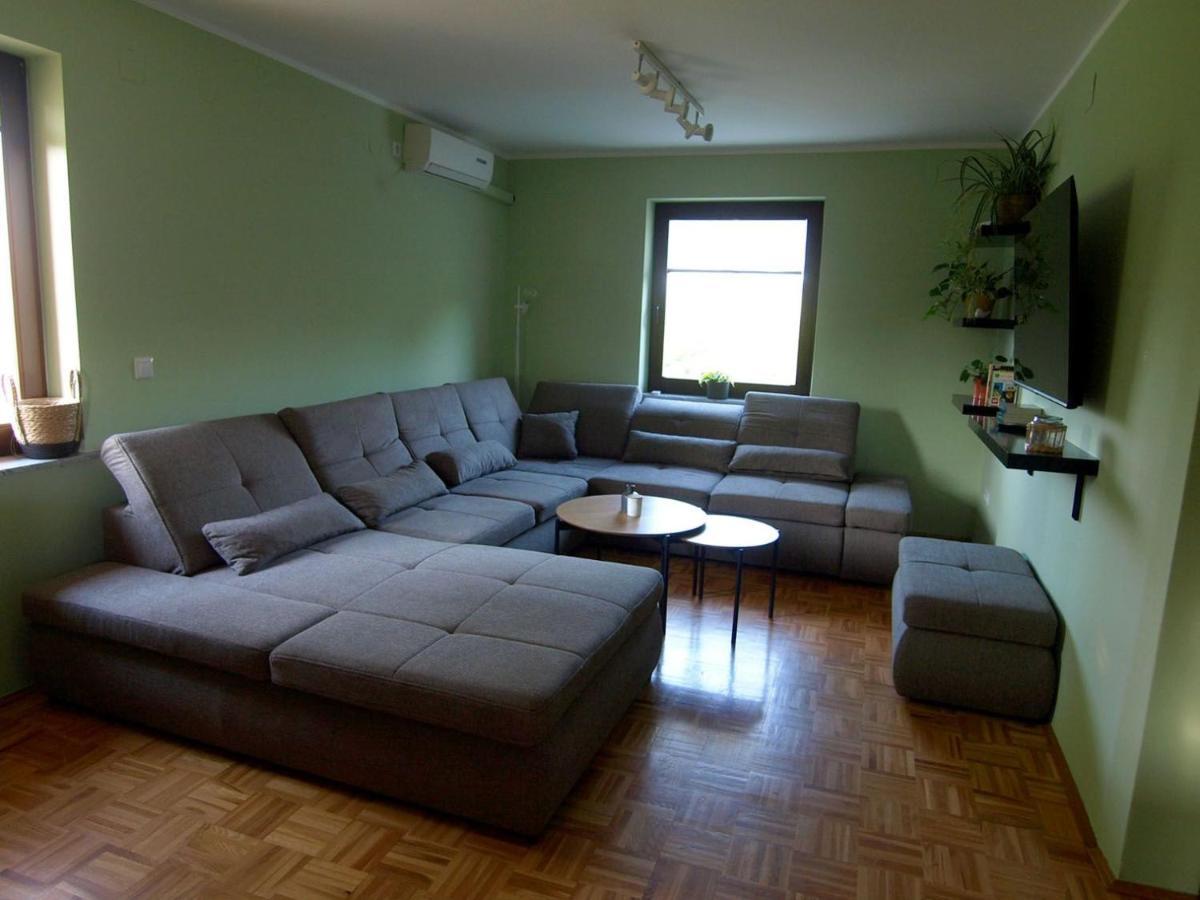 Holiday House Zarja - With Sauna And Hot Tub Bizeljsko 外观 照片