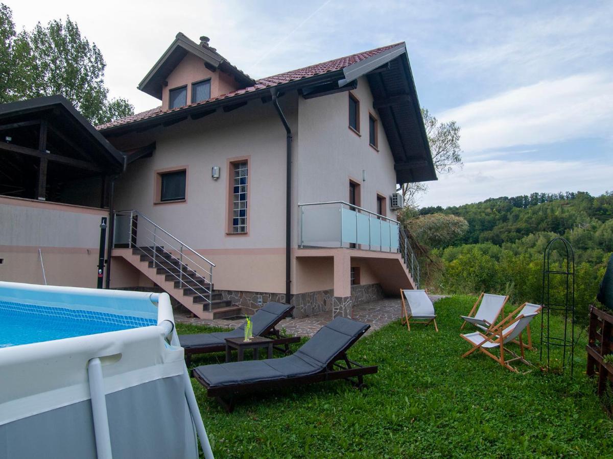 Holiday House Zarja - With Sauna And Hot Tub Bizeljsko 外观 照片