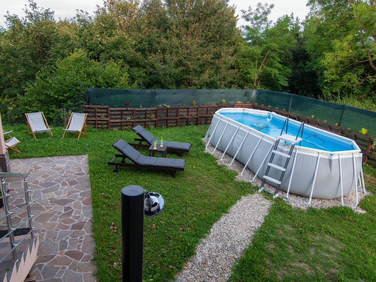 Holiday House Zarja - With Sauna And Hot Tub Bizeljsko 外观 照片